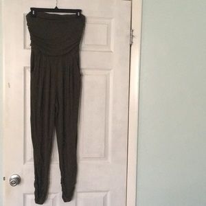 Strapless green jumper